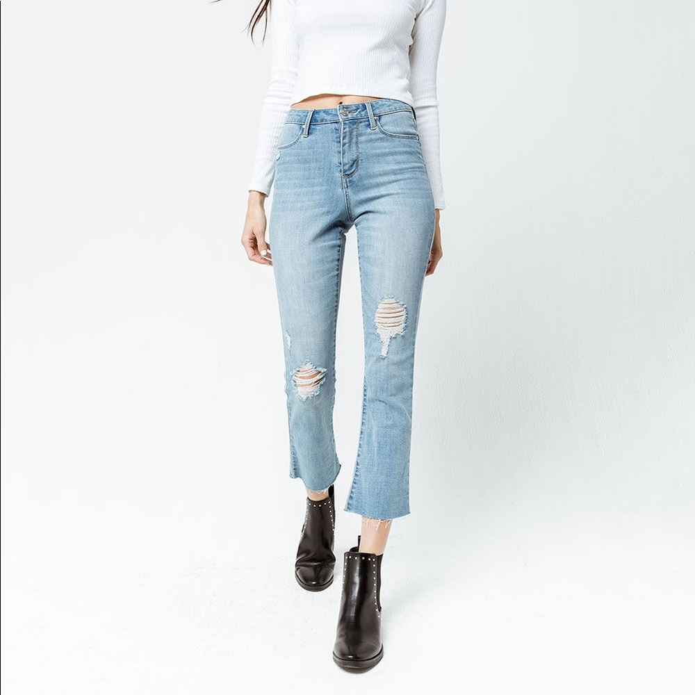 RSQ Cropped Flare Jeans NWT light wash Sydney